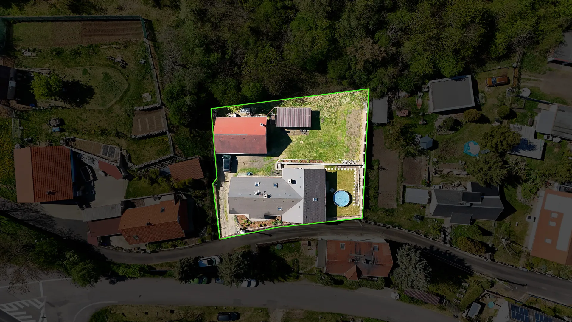 Vyznačený pozemek rodinného domu — Korozluky